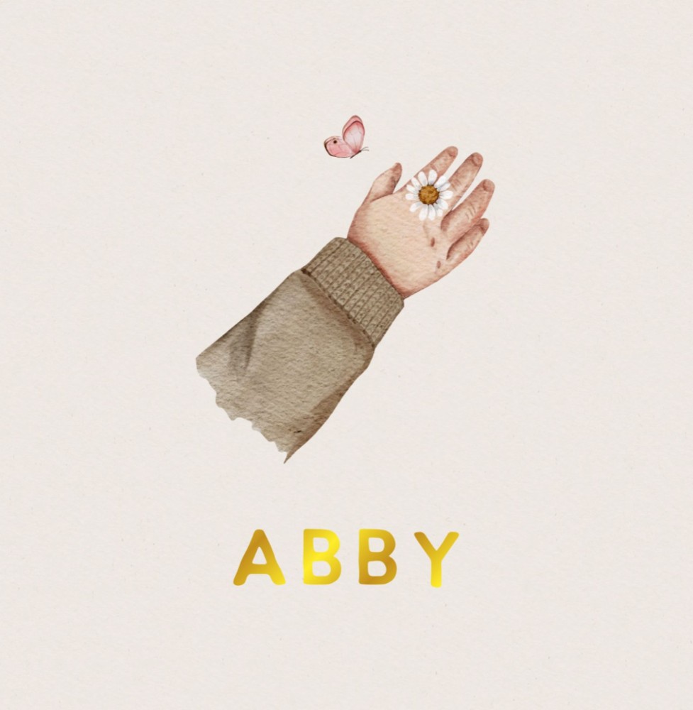 Geboortekaartje Abby - meisje baby handje met madelief